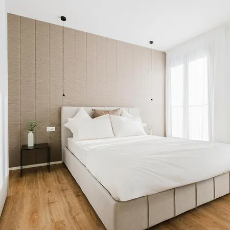 Altamarea Panoramic Privilege Apartment